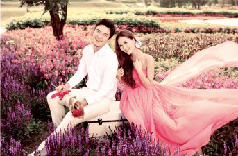 蜜恋爱人牵起了时光的线，成就了你我的因缘